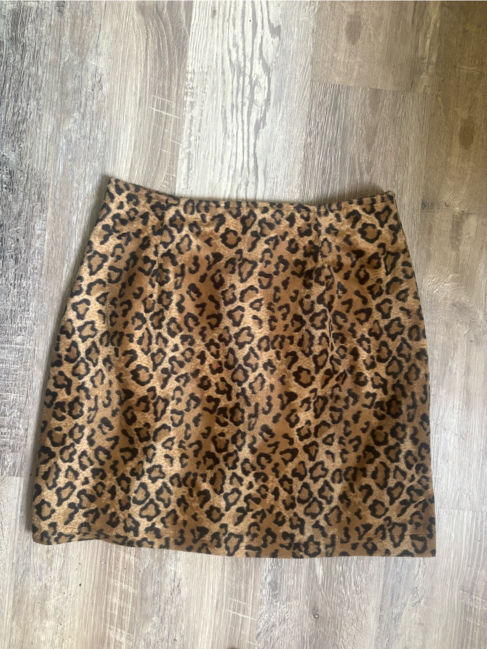 Vintage 1990s Faux fur Leopard Print Mini Skirt